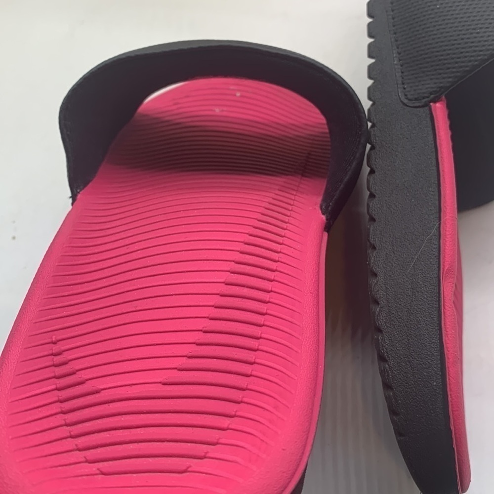Nike Hot Pink Black Slide Sandals Sz 5Y. KS1316 - Picture 5 of 7